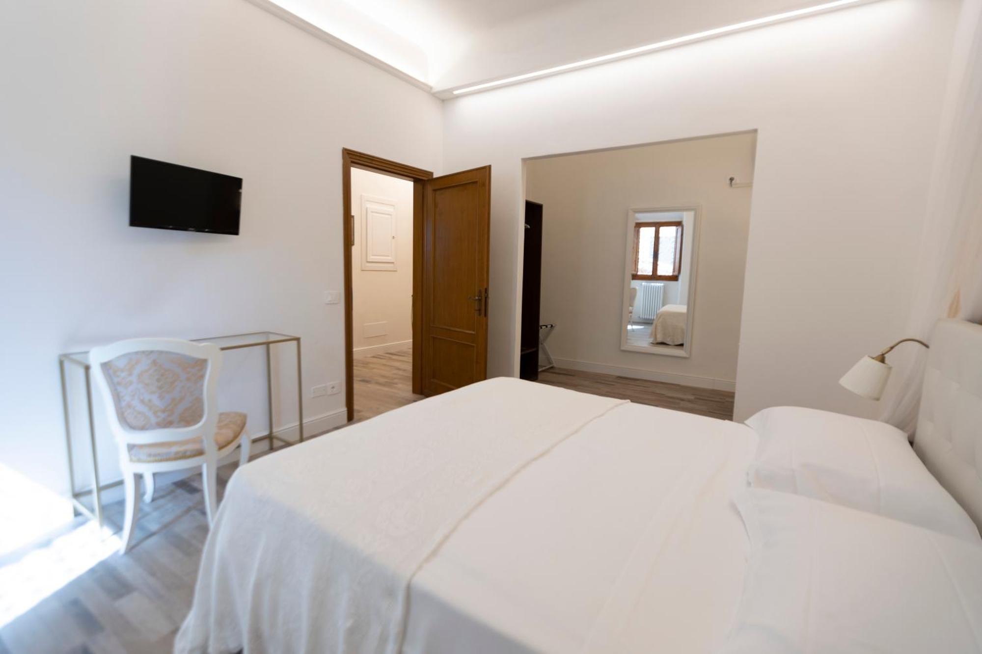 Lc41 Suites Флоренция Экстерьер фото